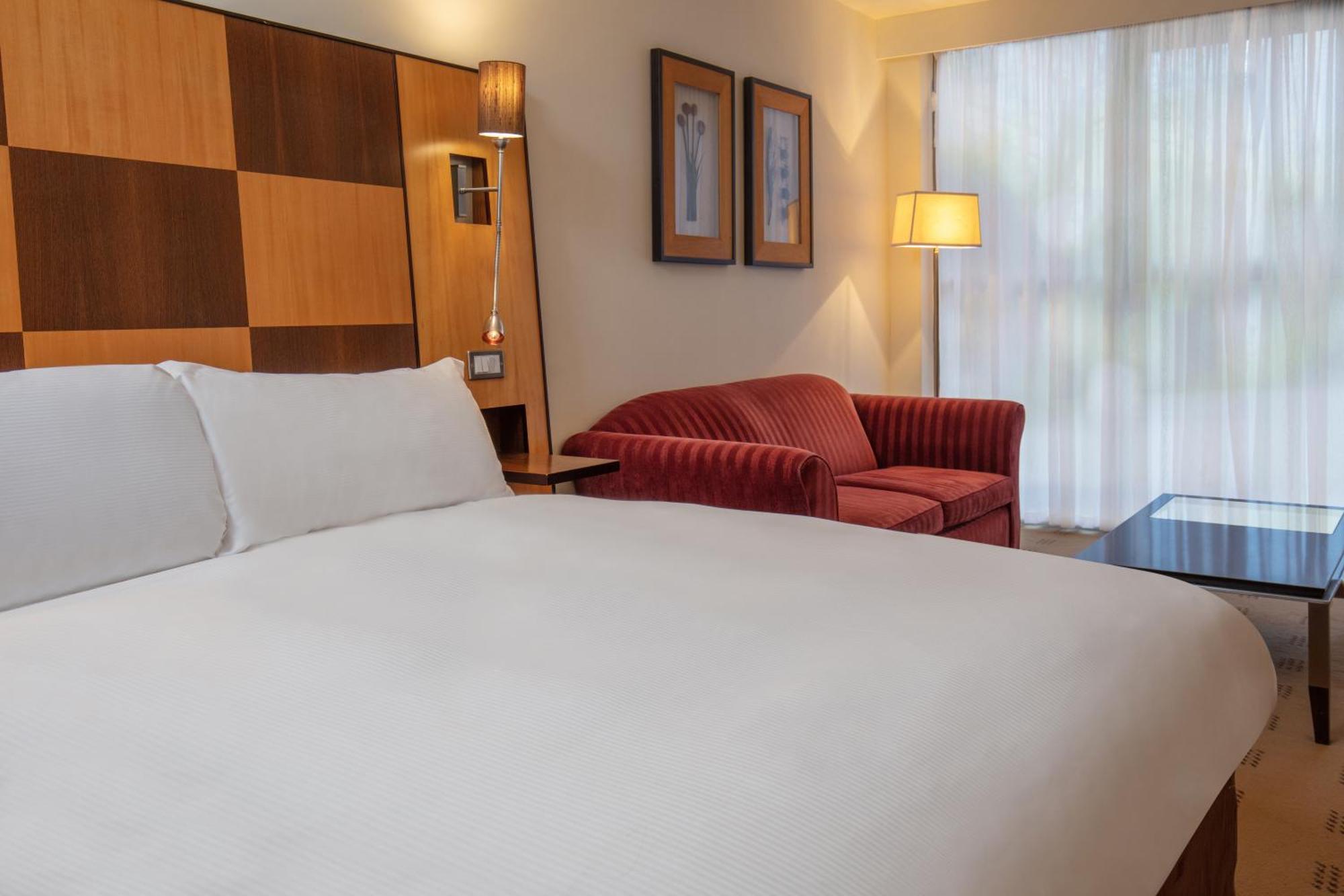Crewe Hall Hotel & Spa - Cheshire الغرفة الصورة