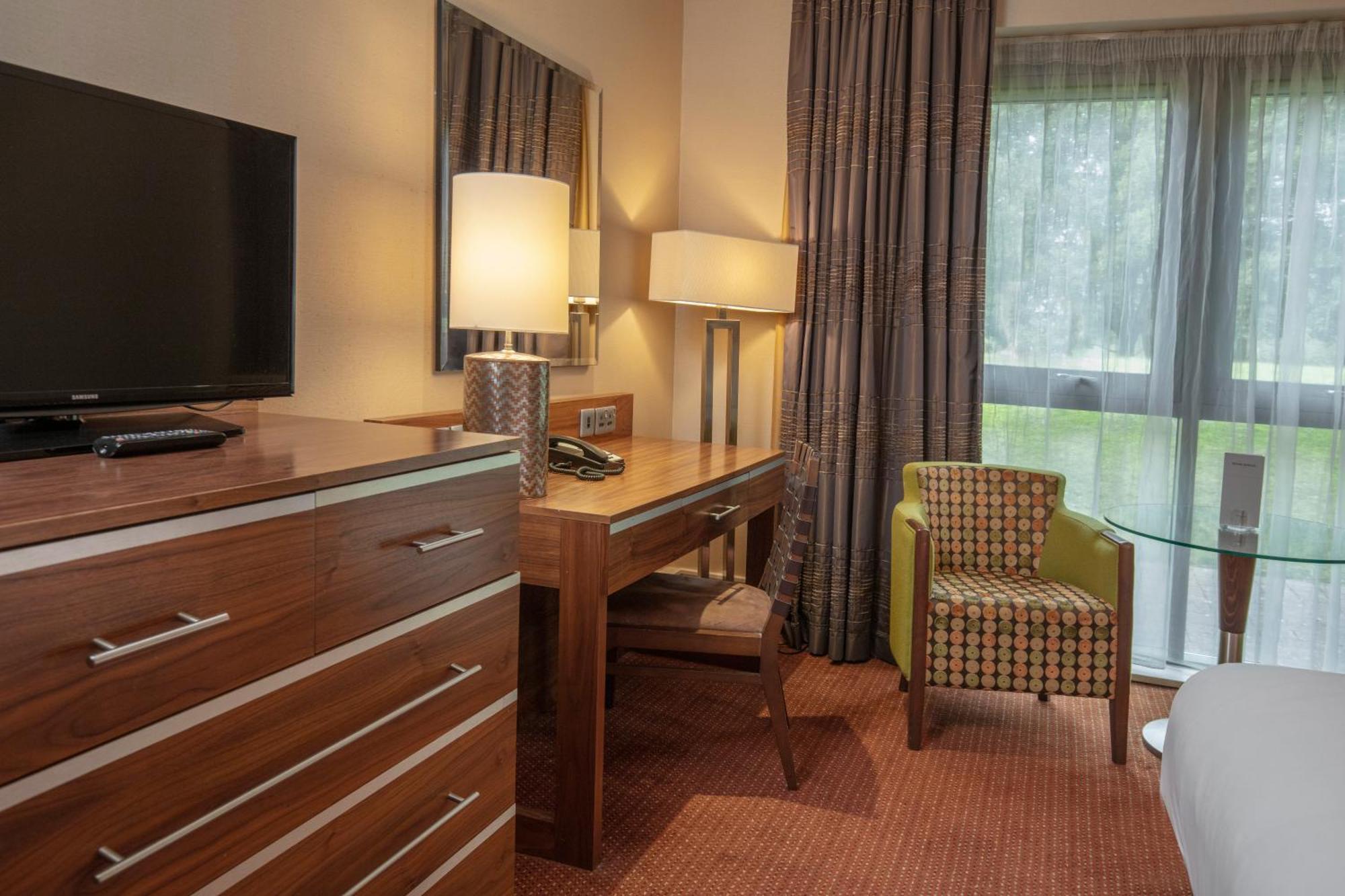 Crewe Hall Hotel & Spa - Cheshire الغرفة الصورة